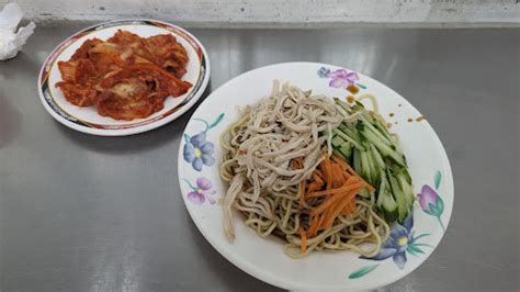 玲玲涼麵|[食記] 台北東區 玲玲涼麵/水餃/熟麵